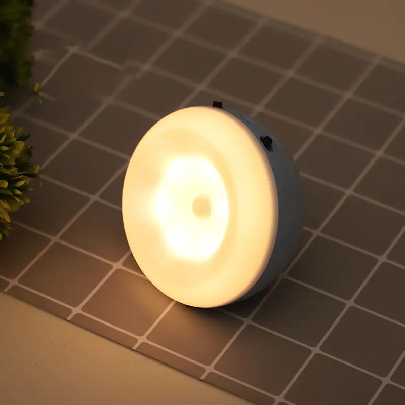 HomeHub GlowSense™ Motion Night Light