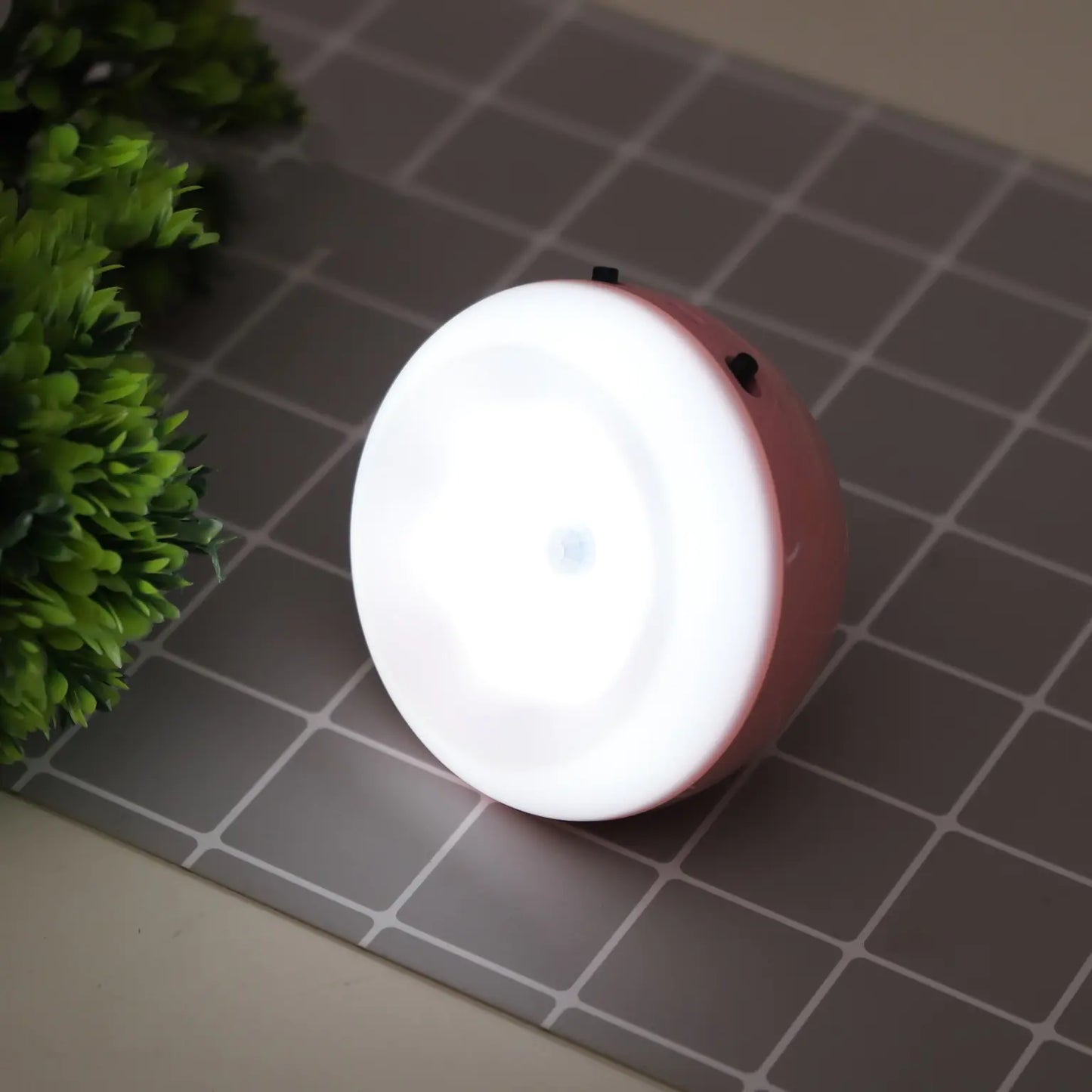 HomeHub GlowSense™ Motion Night Light