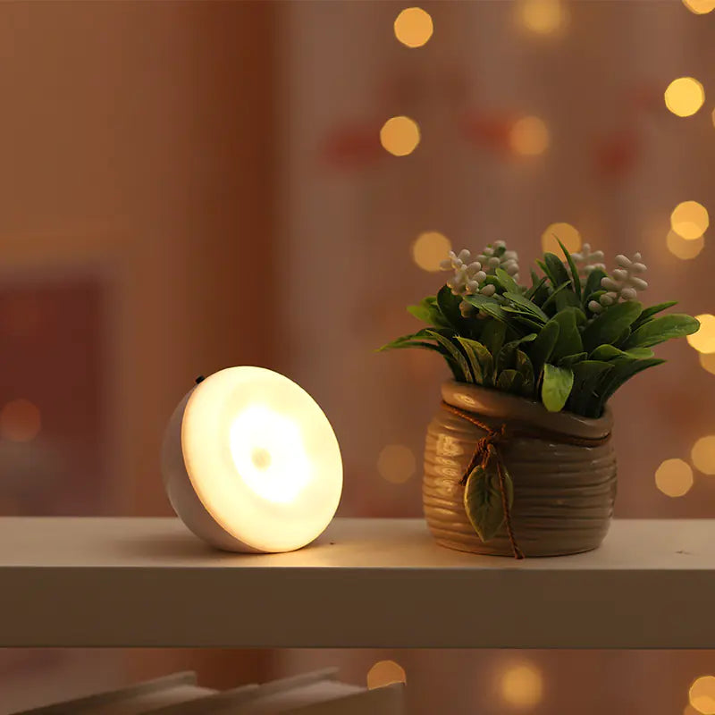 HomeHub GlowSense™ Motion Night Light