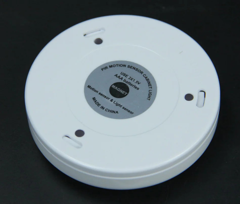 HomeHub GlowStep™ Motion Sensor Light